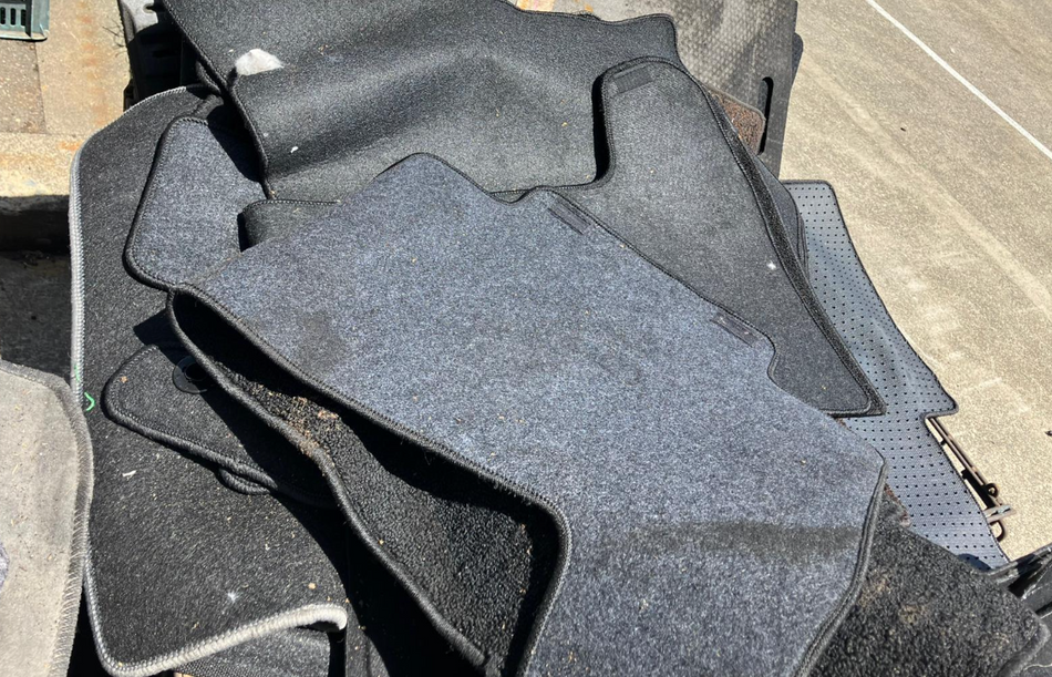 Mixed OEM Floor Mat Bulk Lot (50 pc)