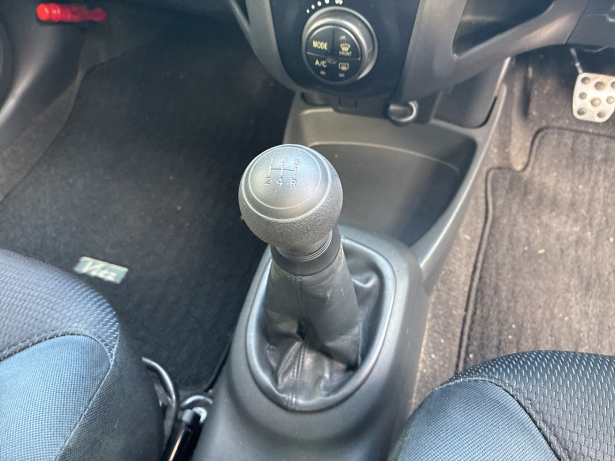 [CHOOSE PARTS] TOYOTA VITZ NCP91 2009 1NZ-FE FF MT 2WD #0401000000829