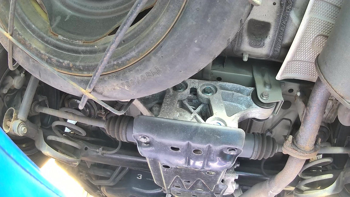 [CHOOSE PARTS] TOYOTA ISIS ZGM15G 2011 2ZR-FAE FF AT 4WD #0001000003949