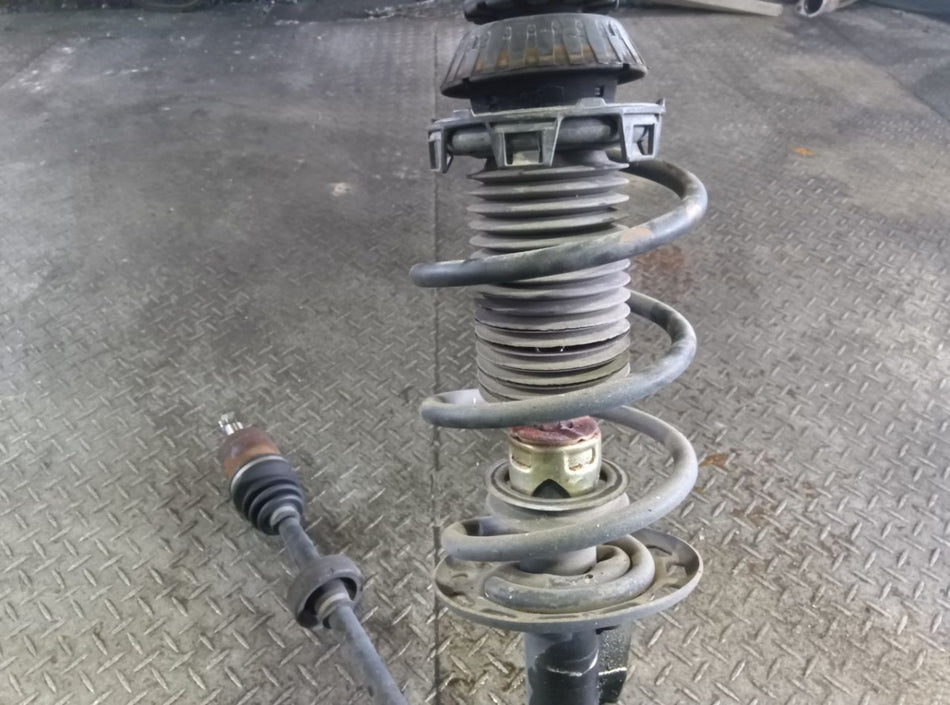 [F SUSPENSION ASSY RH] HONDA FIT GD3 2004 L15A FF MT 2WD #0403264007928
