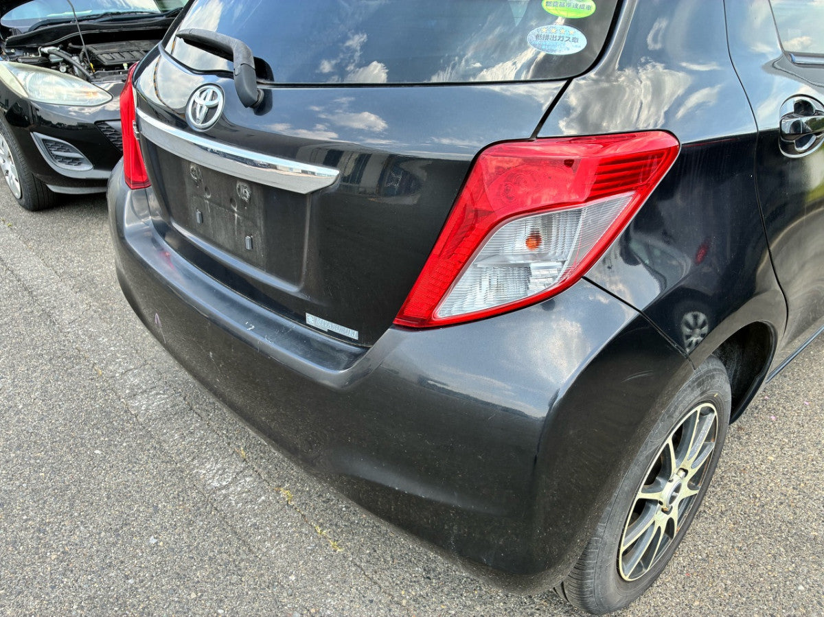 [CHOOSE PARTS] TOYOTA VITZ KSP130 2013 1KR-FE FF AT 2WD #0401000000767