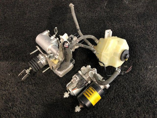 [ABS ACTUATOR] TOYOTA PRIUS ZVW30 2013 2ZR-FXE FF AT 2WD #0003262039085