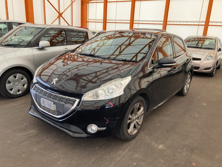 [USED ENGINE] PEUGEOT 208 A9HM01 2013 EB2 FF AT 2WD #000325C012935