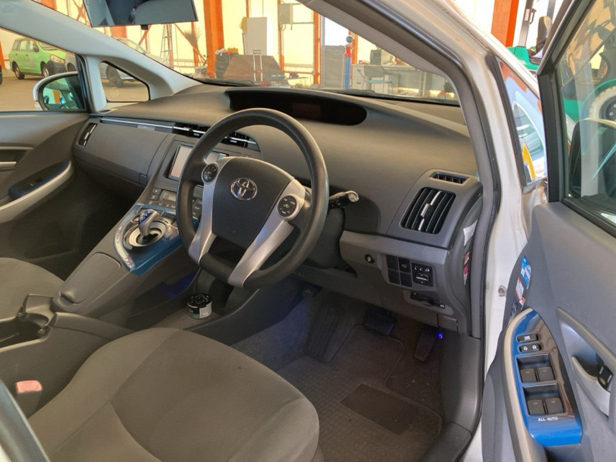 [CHOOSE PARTS] TOYOTA PRIUS ZVW30 2011 2ZR-FXE FF AT 2WD #0001000015748