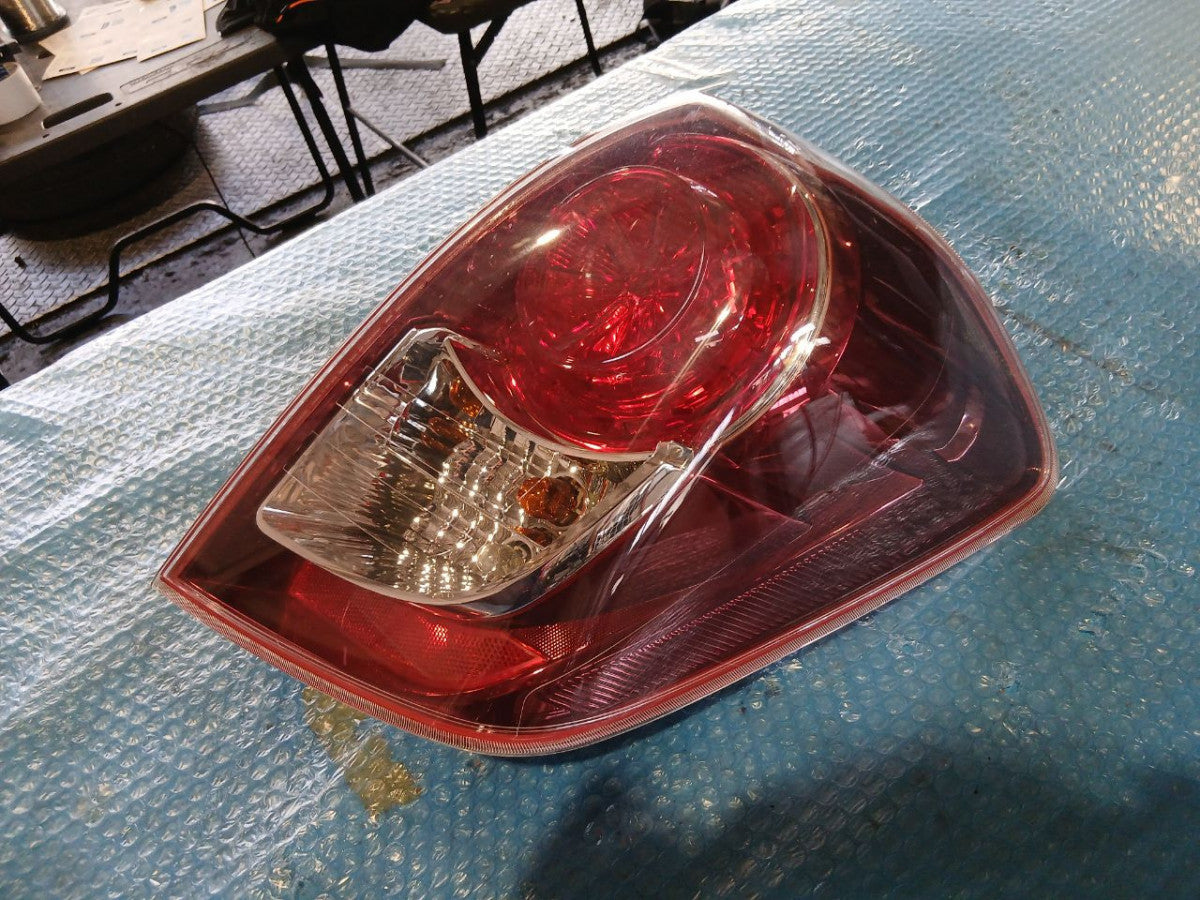 [TAIL LAMP RH] TOYOTA RACTIS NCP100  1NZ-FE FF AT 2WD #0403264007582