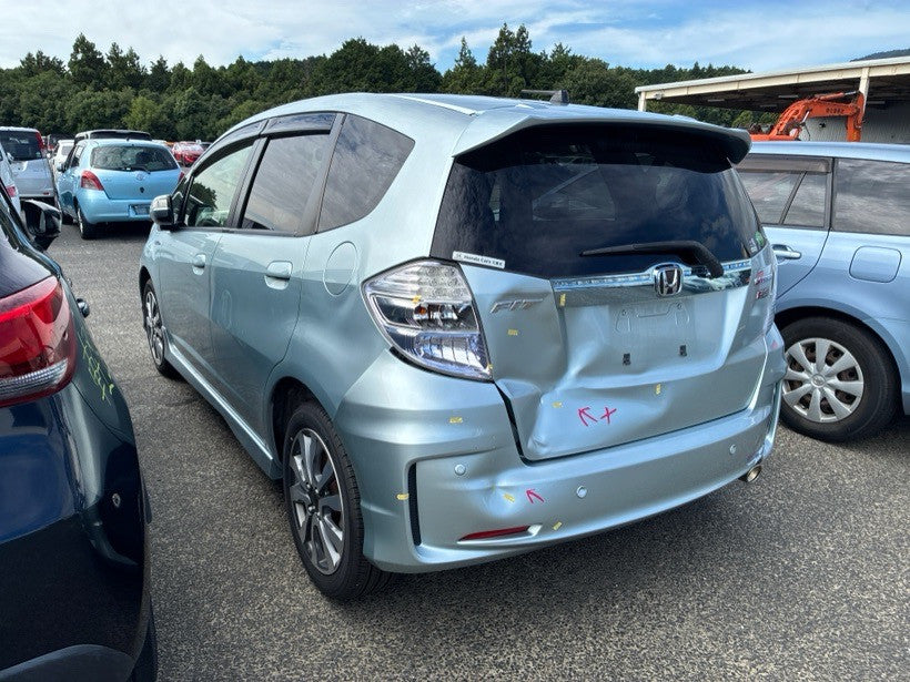 [CHOOSE PARTS] HONDA FIT HYBRID GP4 2013 LEA FF AT 2WD #0401000000873