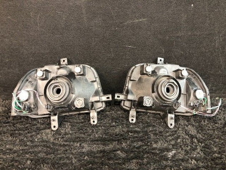 [HEADLIGHT  LH / RH] DAIHATSU ｱﾄﾚｰ7 S231G 2002 K3-VE FR AT 4WD #000325B998872
