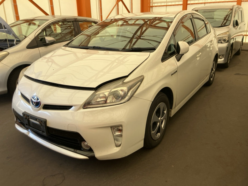 [CHOOSE PARTS] TOYOTA PRIUS ZVW30 2013 2ZR-FXE FF AT 2WD #0001000015369