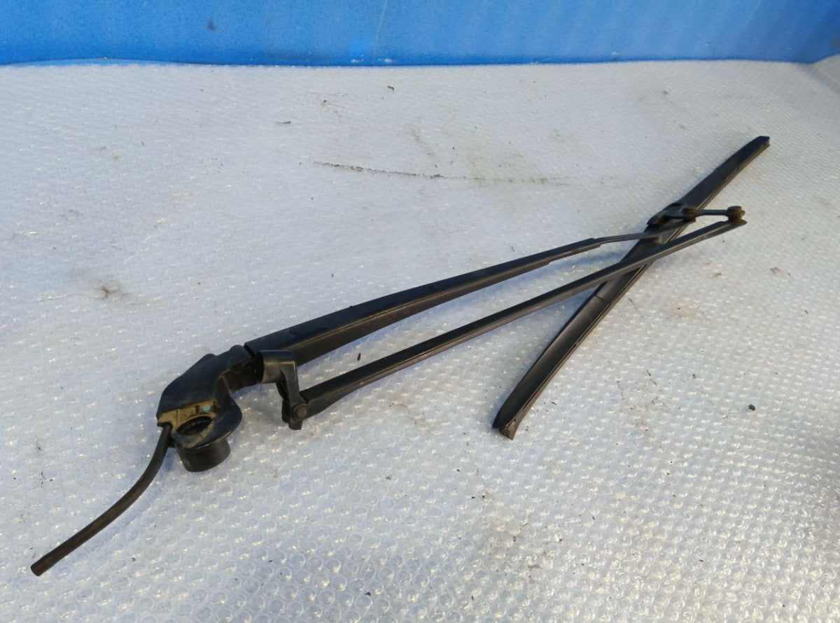 [F WIPER MOTOR] TOYOTA VITZ KSP130  1KR-FE FF AT 2WD #0403267012618