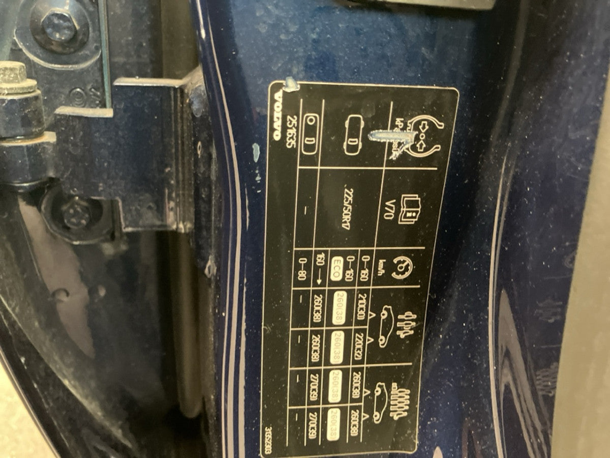 [HEADLIGHT ASSY RH] VOLVO V70 BB4164TW 2012 B4164T FF AT 2WD #0003257930212