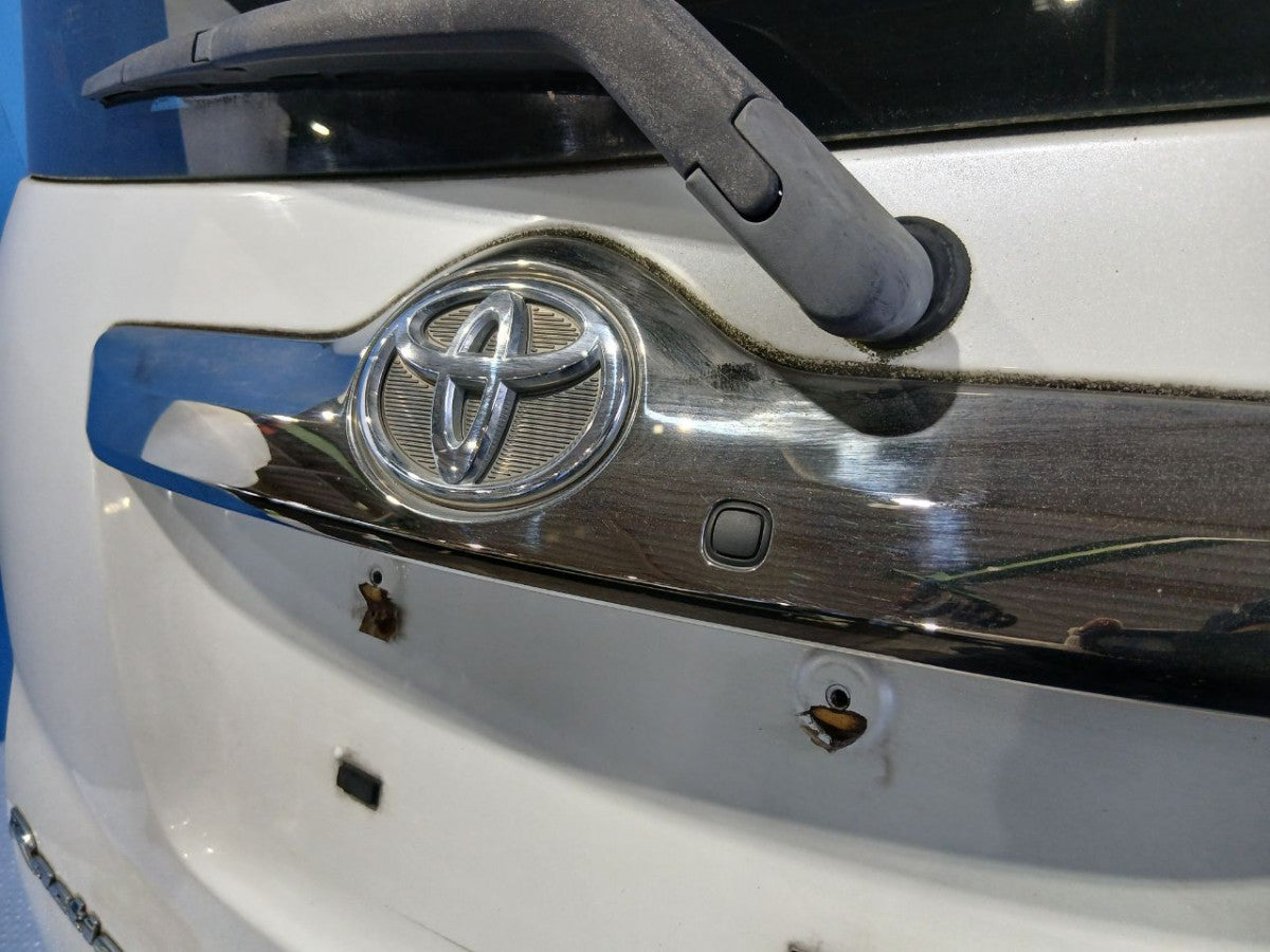 [REAR GATE] TOYOTA RACTIS NCP100  1NZ-FE FF AT 2WD #0403264008727