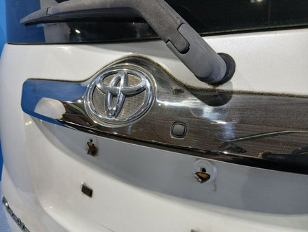 [REAR GATE] TOYOTA RACTIS NCP100  1NZ-FE FF AT 2WD #0403264008727