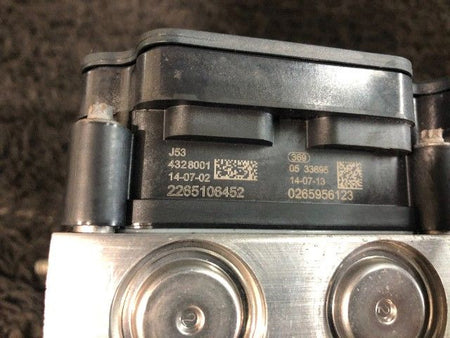 [ABS ACTUATOR] TOYOTA VOXY ZRR80W 2014 3ZR-FAE FF AT 2WD #0003263041330