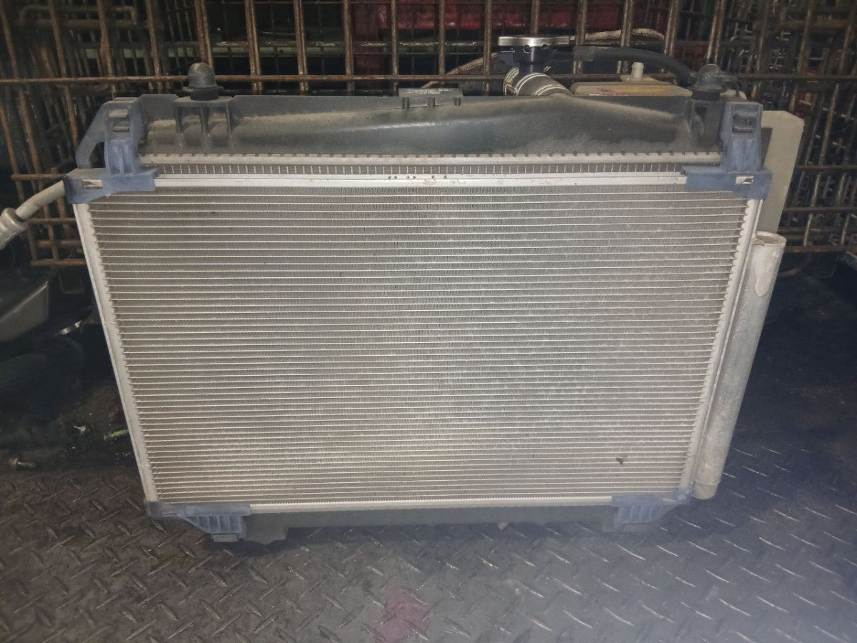 [RADIATOR] TOYOTA VITZ KSP90 2009 1KR-FE FF AT 2WD #040326A018223