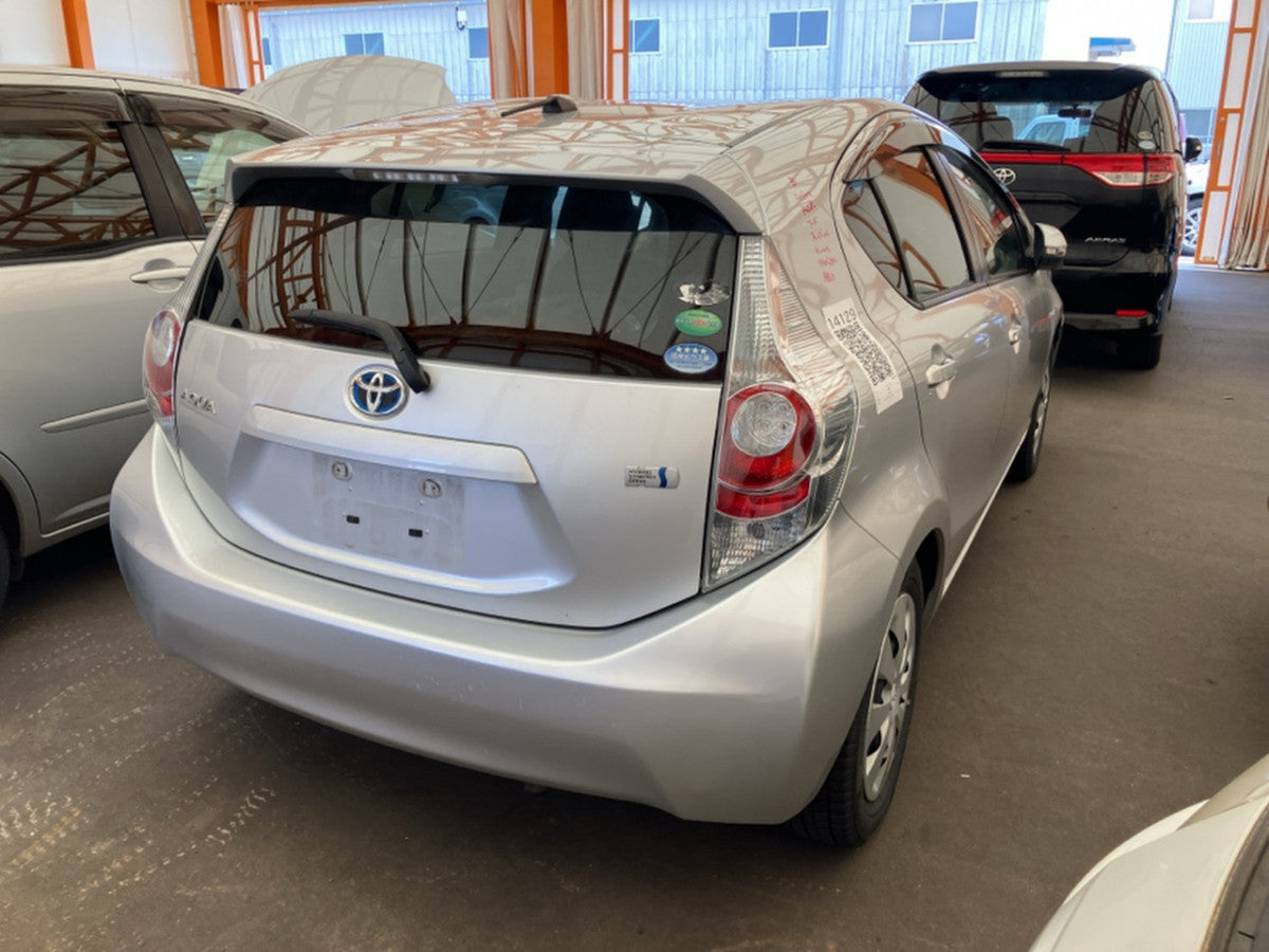 [USED ENGINE] TOYOTA AQUA NHP10 2013 1NZ-FXE FF AT 2WD #0003263063681