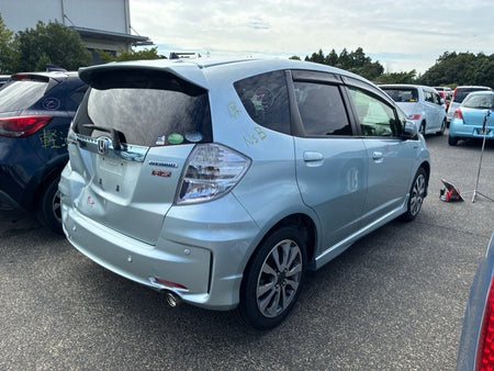 [CHOOSE PARTS] HONDA FIT HYBRID GP4 2013 LEA FF AT 2WD #0401000000873
