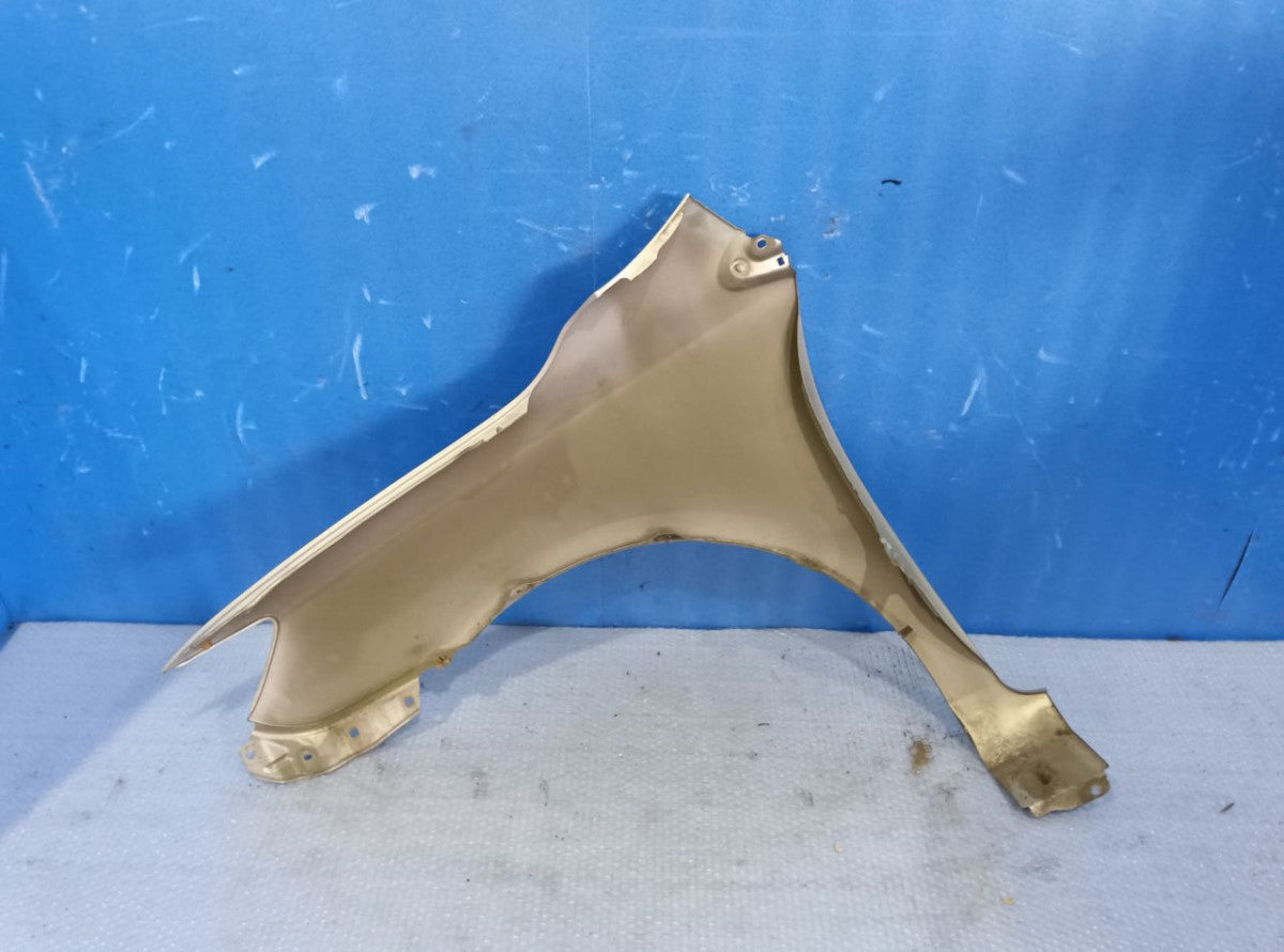[FENDER RH] TOYOTA COROLLA FIELDER NZE141G 2008 1NZ-FE FF AT 2WD #040326A017962