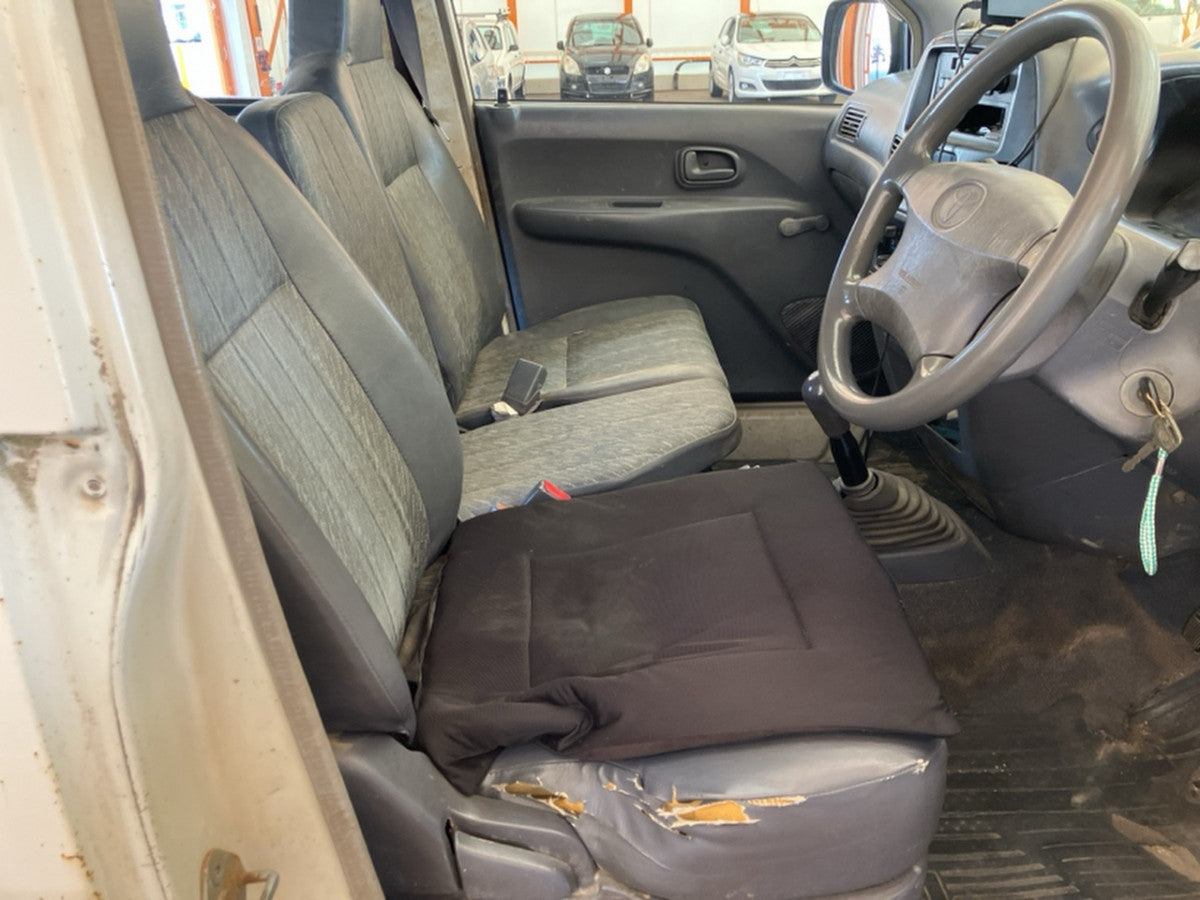 [CHOOSE PARTS] TOYOTA LITE ACE VAN KR52V 2006 7K-E FR MT 4WD #0002002672356