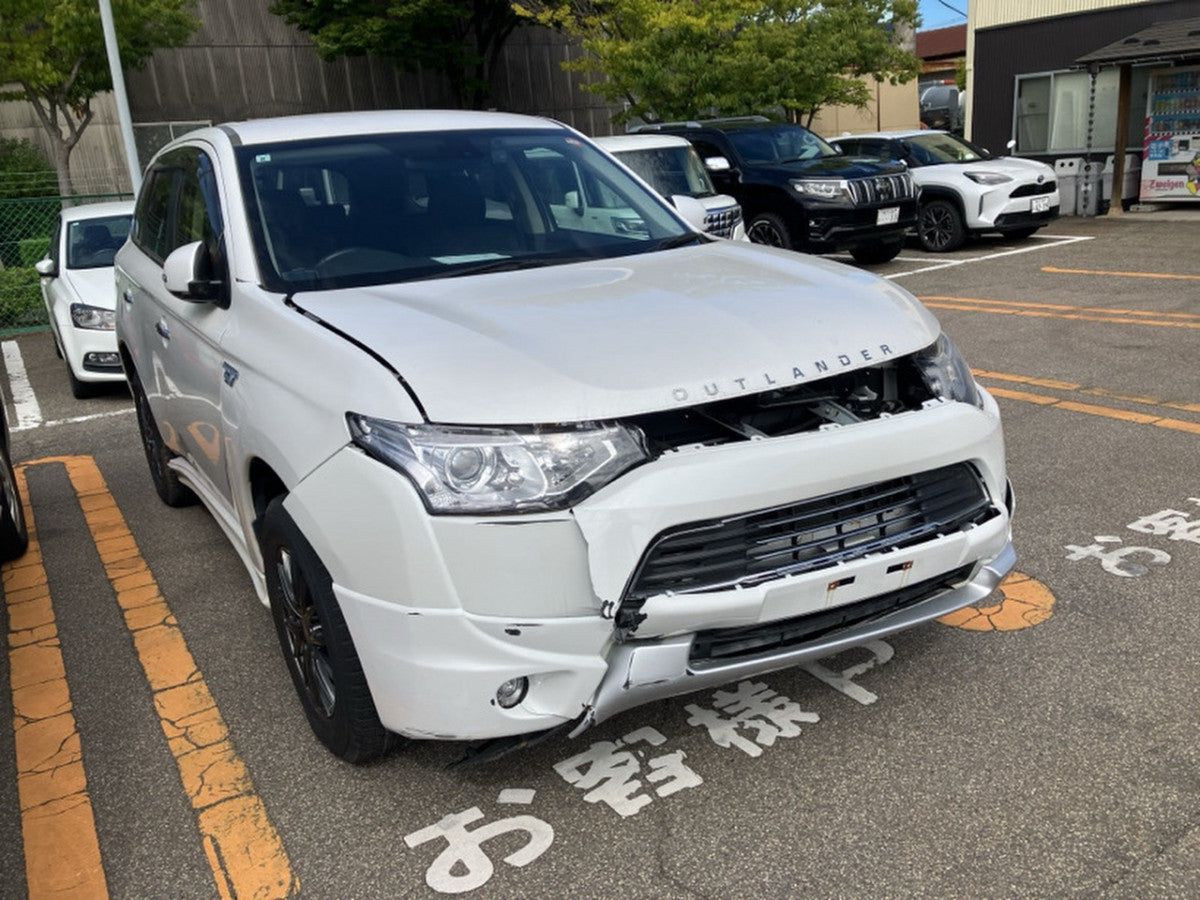 [CHOOSE PARTS] MITSUBISHI OUTLANDERｰPHEV GG2W 2014 4B11 FF AT 4WD #0002002682509