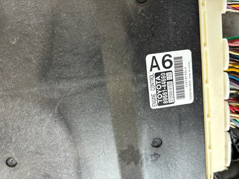 [USED ENGINE] TOYOTA ISIS ZGM10G 2013 2ZR-FAE FF AT 2WD #0003269146200