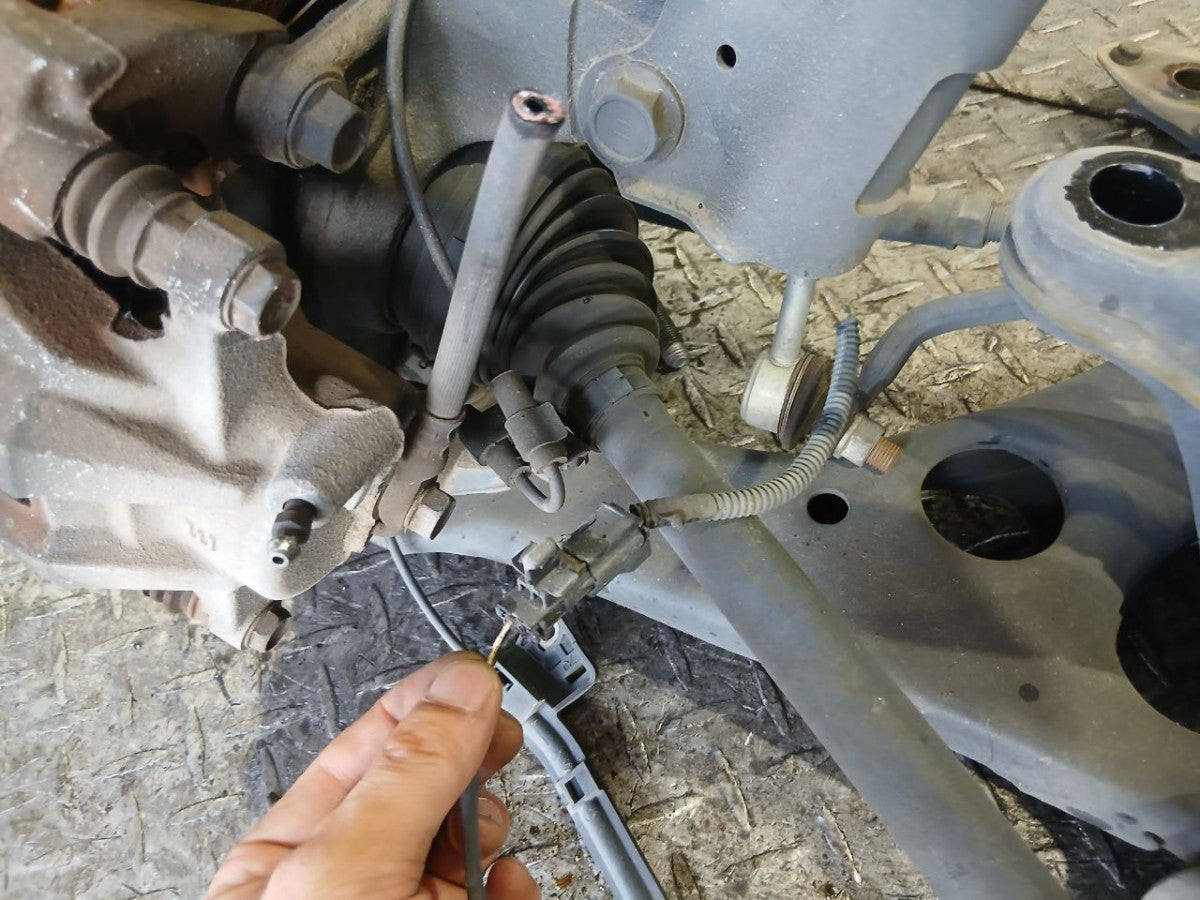 [F AXLE ASSY] TOYOTA COROLLA FIELDER NZE141G 2007 1NZ-FE FF AT 2WD #0403267012734