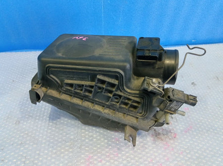 [AIR CLEANER] TOYOTA PREMIO ZZT240 2002 1ZZ-FE FF AT 2WD #0403265009786
