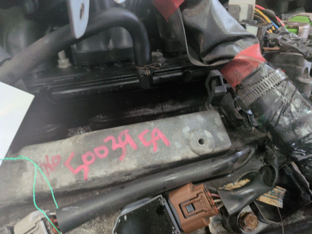[USED ENGINE] TOYOTA VOXY AZR65G 2004 1AZ-FSE FF AT 4WD #0003267114235