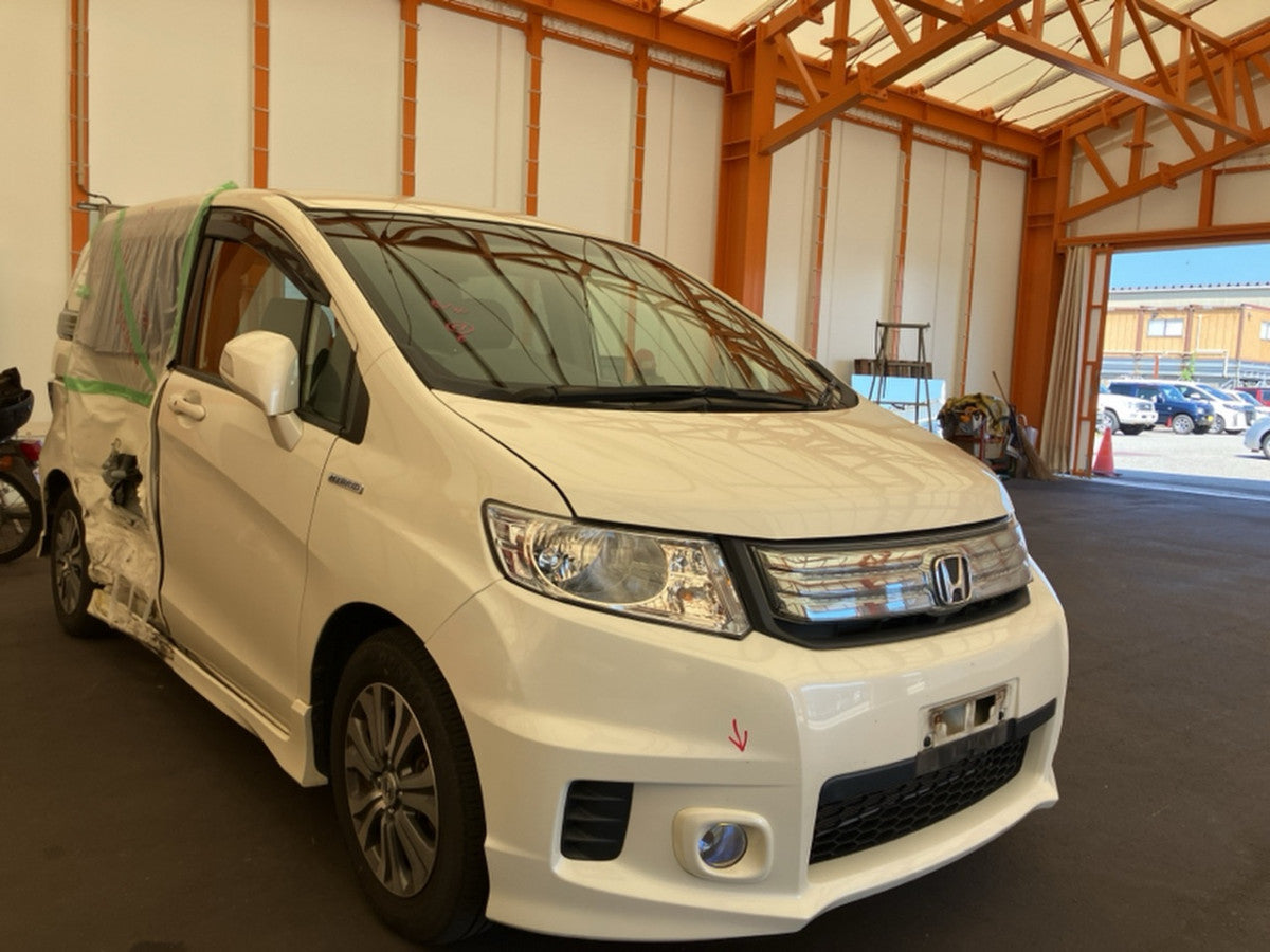 [HEADLIGHT  LH / RH] HONDA FREED SPIKE HYBRID GP3 2012 LEA FF AT 2WD #0003259955409