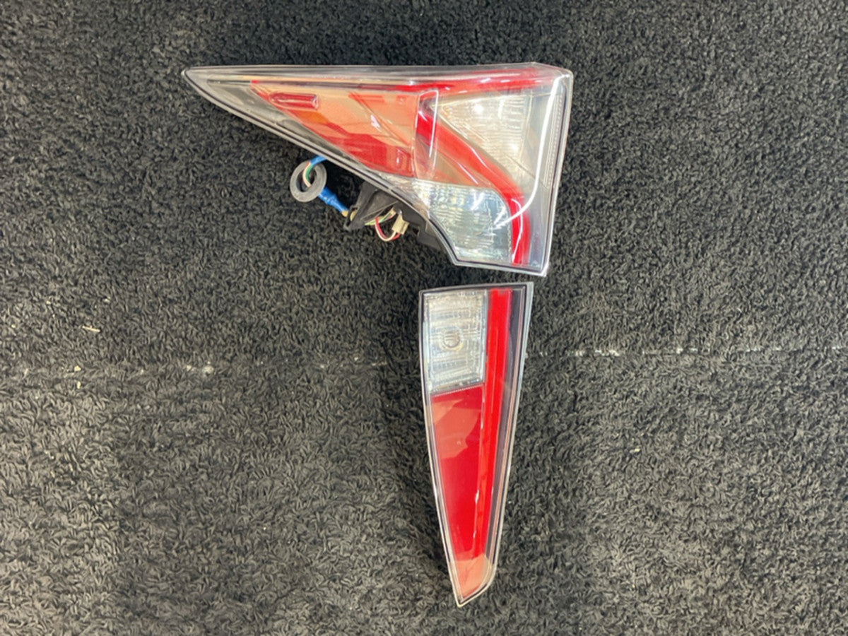 [TAIL LAMP LH] TOYOTA PRIUS ZVW50 2018 2ZR-FXE FF AT 2WD #0003264083975