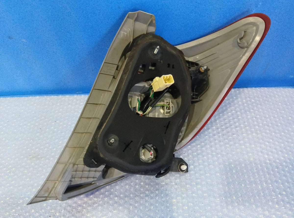 [TAIL LAMP LH] TOYOTA VITZ KSP130 2012 1KR-FE FF AT 2WD #0403267012142