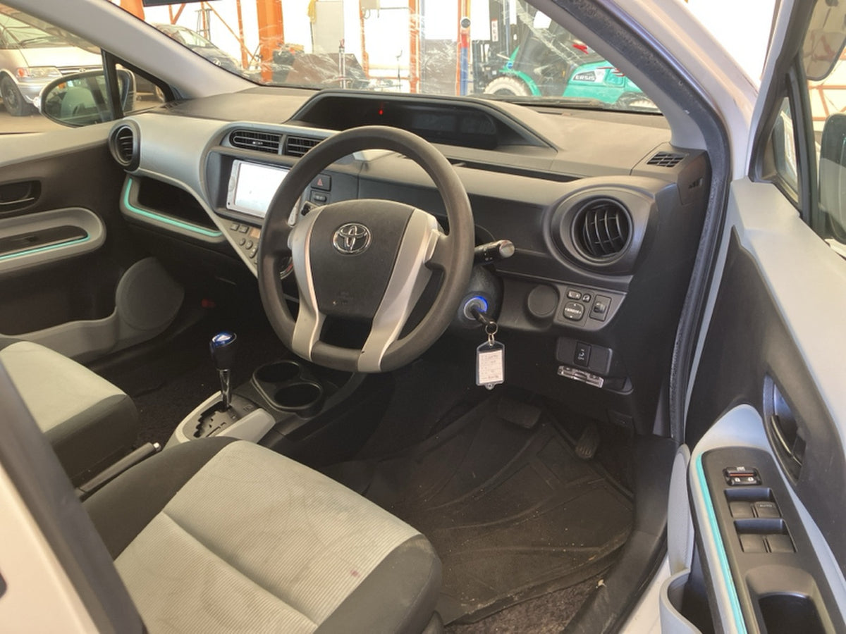 [CHOOSE PARTS] TOYOTA AQUA NHP10 2013 1NZ-FXE FF AT 2WD #0002002661816
