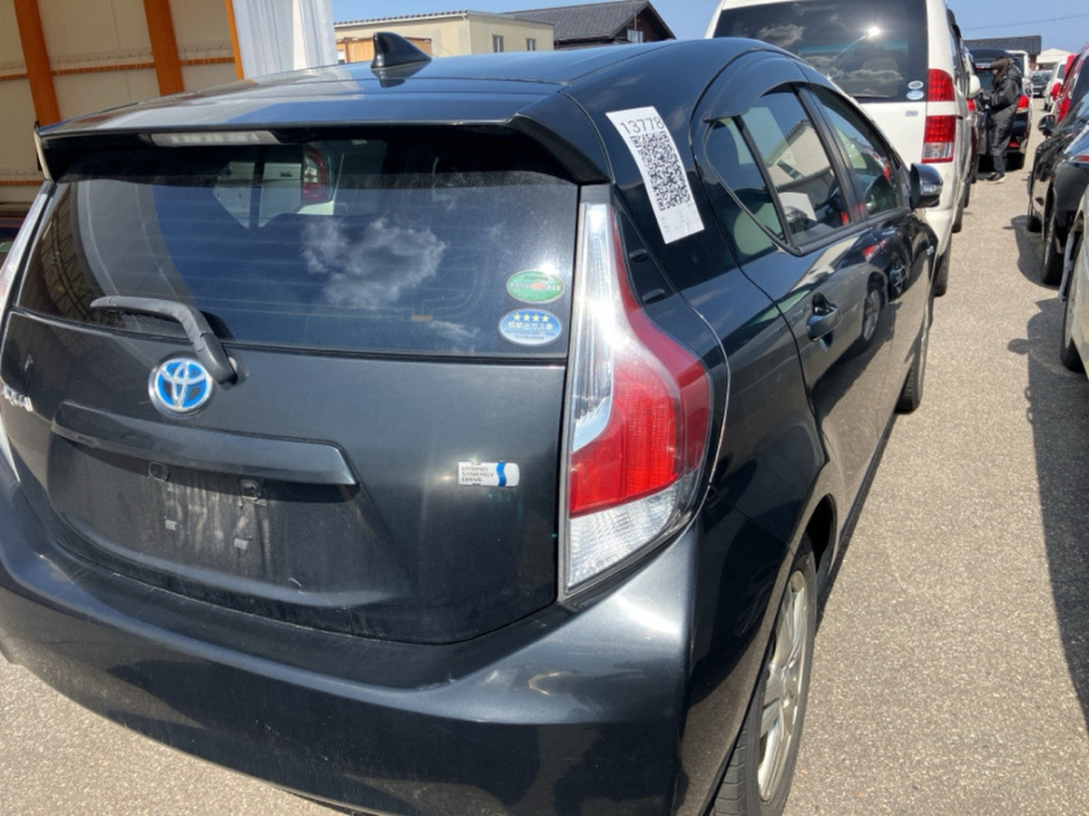 [F DOOR ASSY LH] TOYOTA AQUA NHP10 2015 1NZ-FXE FF AT 2WD #0003263051625