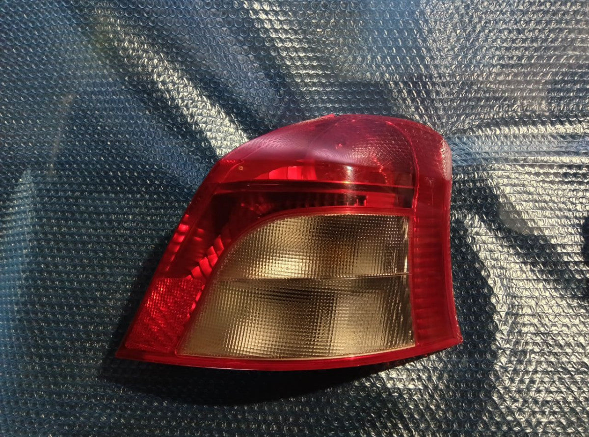 [TAIL LAMP RH] TOYOTA VITZ KSP90 2005 1KR-FE FF AT 2WD #0403264007652