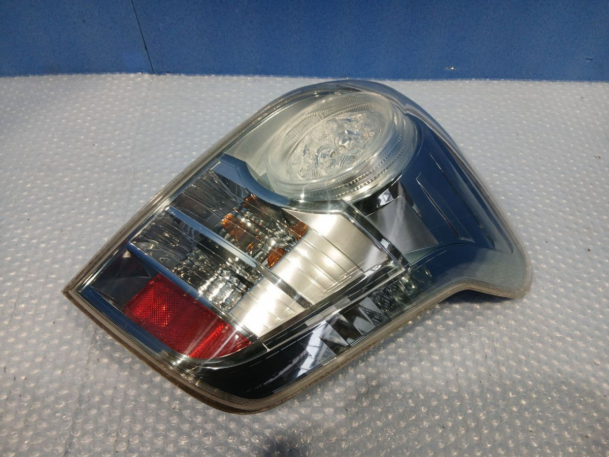 [TAIL LAMP RH] TOYOTA COROLLA FIELDER ZRE142G  2ZR-FAE FF AT 2WD #0403264008757