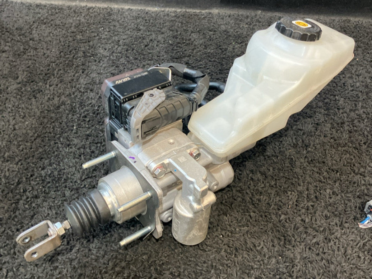 [ABS ACTUATOR] TOYOTA COROLLA TOURING ZWE211W 2020 2ZR-FXE FF AT 2WD #0003263047605