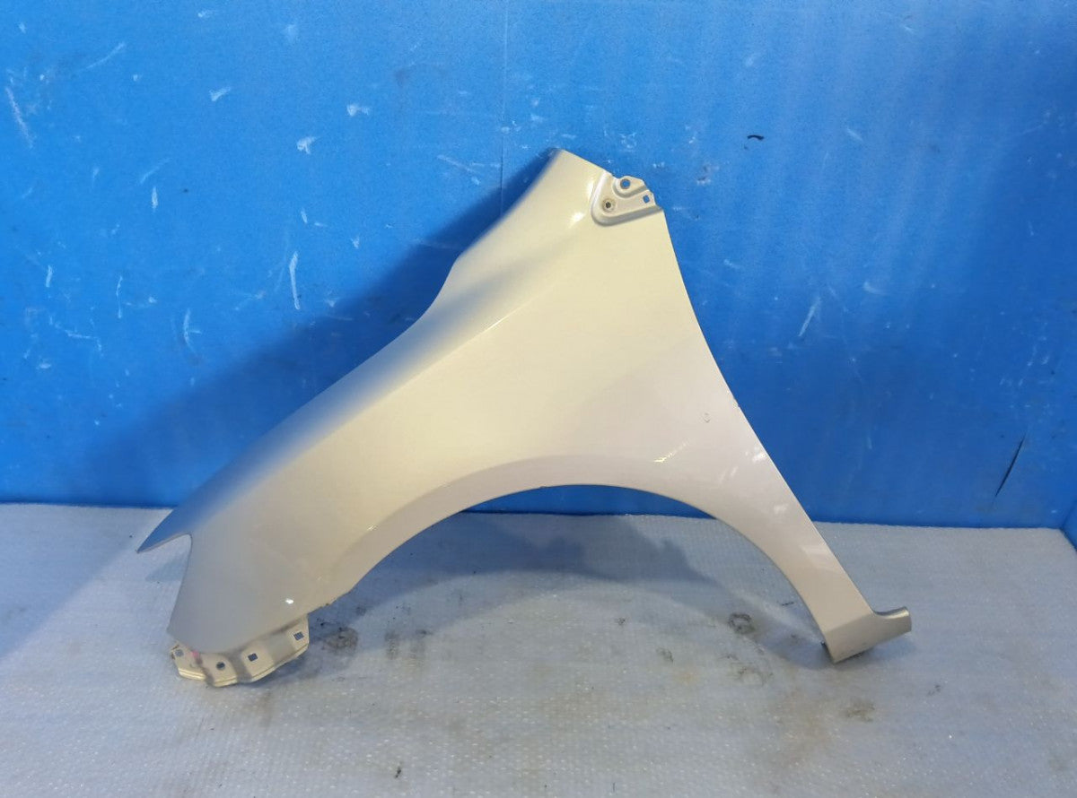 [FENDER LH] TOYOTA COROLLA AXIO NZE141 2010 1NZ-FE FF AT 2WD #040326A018074