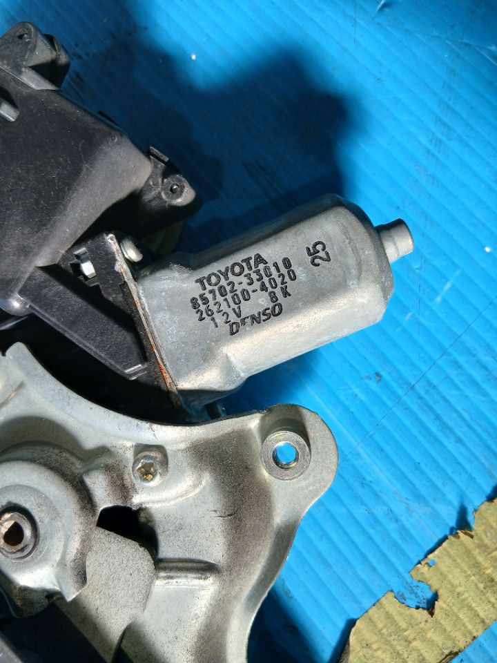 [R DOOR REGULATOR RH] TOYOTA COROLLA FIELDER NZE144G 2008 1NZ-FE FF AT 4WD #040325C004534