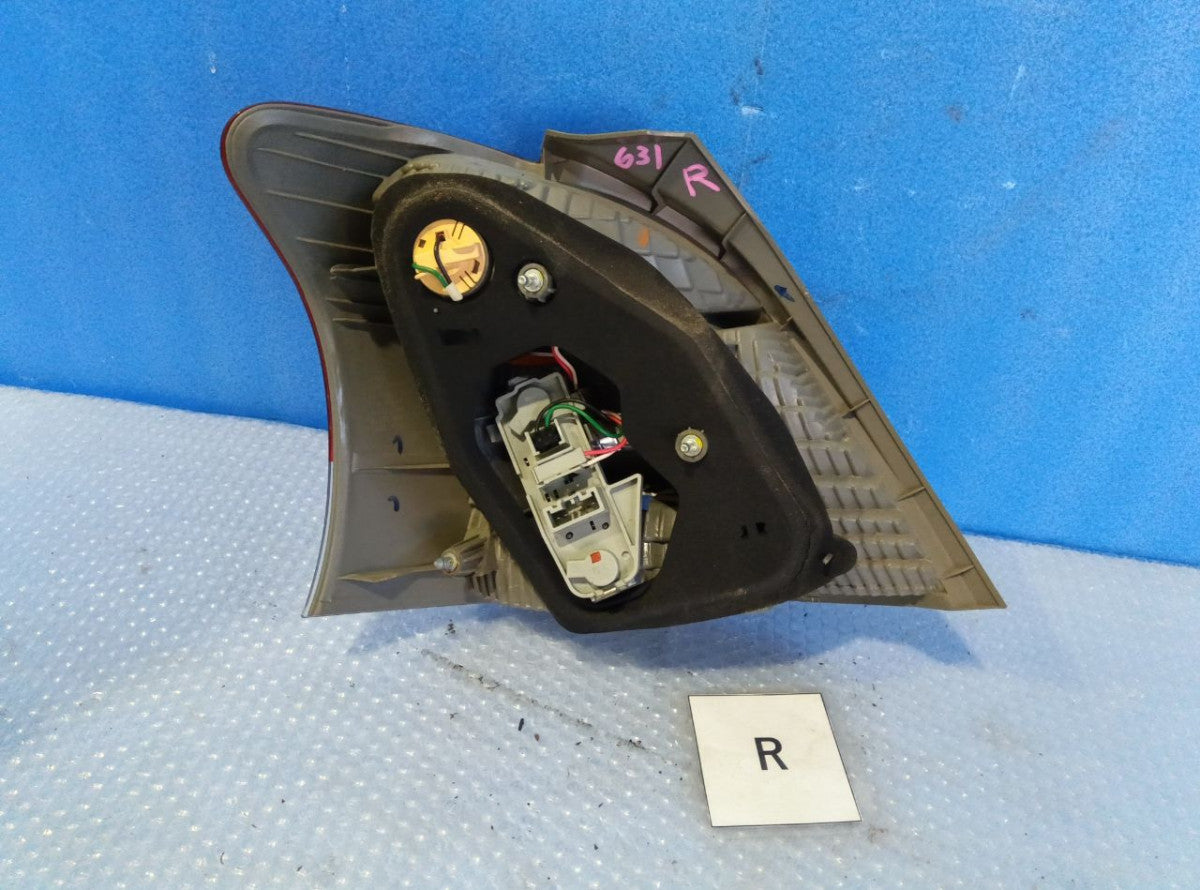 [TAIL LAMP RH] TOYOTA VITZ SCP90 2007 2SZ-FE FF AT 2WD #0403266010988