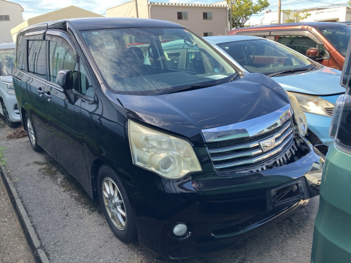 [CHOOSE PARTS] TOYOTA NOAH ZRR70G 2011 3ZR-FAE FF AT 2WD #0002002682543