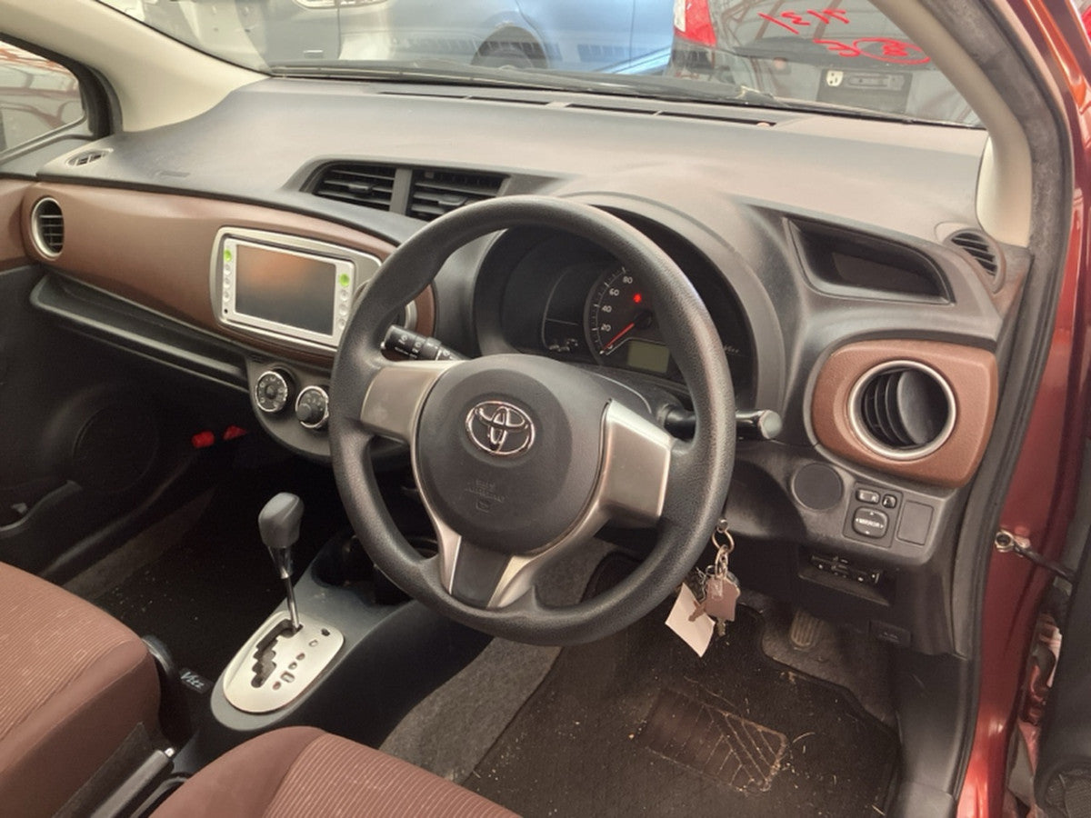 [CHOOSE PARTS] TOYOTA VITZ NSP135 2012 1NR-FE FF AT 4WD #0001000015990