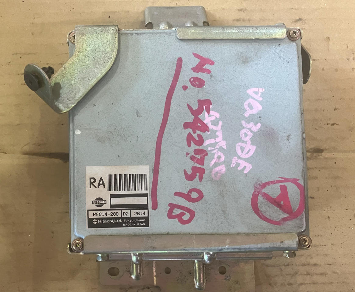 [ENGINE COMPUTER] NISSAN    VQ30DE FR AT 2WD #0003265091905