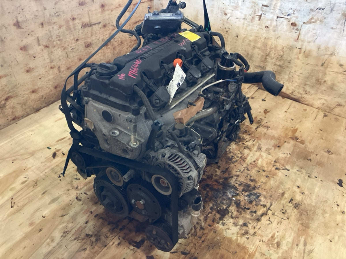 [USED ENGINE] HONDA STREAM RN7 2007 R18A FF AT 4WD #0003267115020