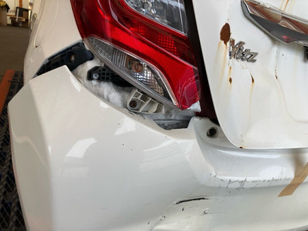 [CHOOSE PARTS] TOYOTA VITZ NSP135 2014 1NR-FE FF AT 4WD #0001000015229