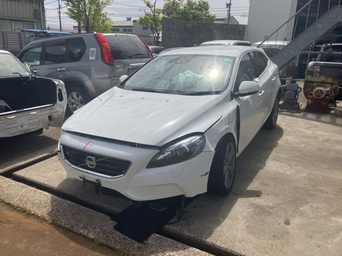 [CHOOSE PARTS] VOLVO V40 MB4164T 2015 B4164T FF AT 2WD #0001000014523