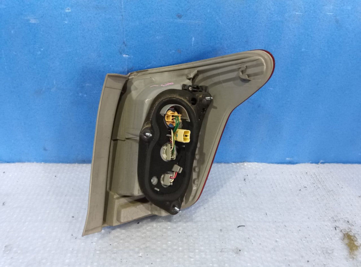 [TAIL LAMP LH] TOYOTA COROLLA FIELDER NZE141G 2008 1NZ-FE FF AT 2WD #040326A017964