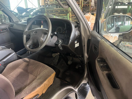 [CHOOSE PARTS] TOYOTA HIACE WAGON KZH100G 2002 1KZ-TE FR AT 2WD #0451000000545