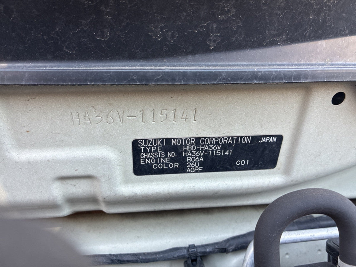 [FENDER LH] SUZUKI ALTO VAN HA36V  R06A FF MT 2WD #0003264078582