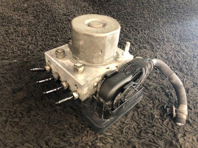 [ABS ACTUATOR] TOYOTA VOXY ZRR80W 2014 3ZR-FAE FF AT 2WD #0003263041330