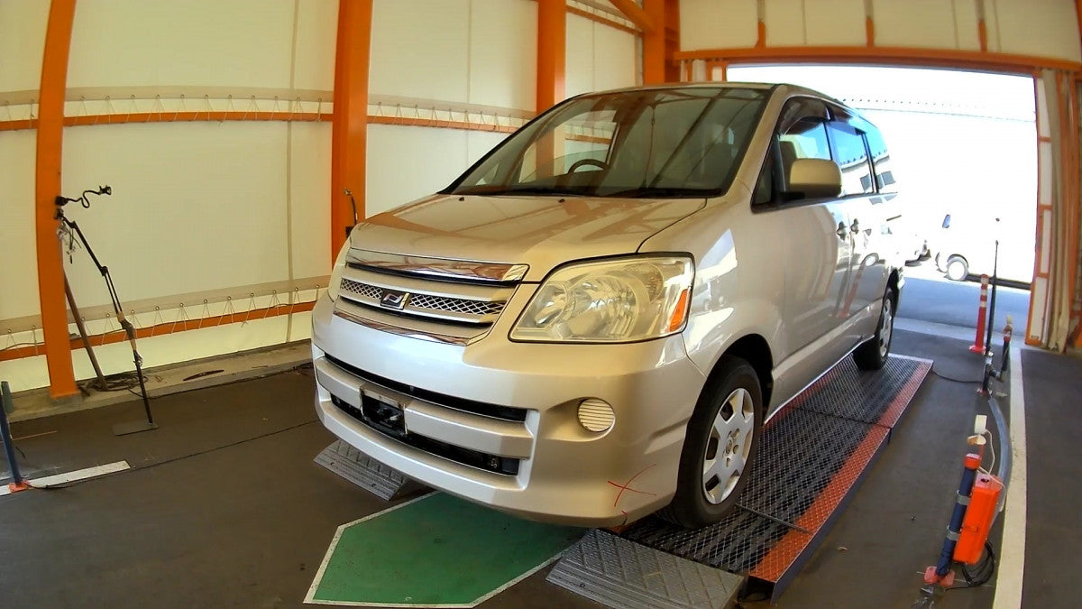 [CHOOSE PARTS] TOYOTA NOAH AZR65G 2005 1AZ-FSE FF AT 4WD #0001000013476