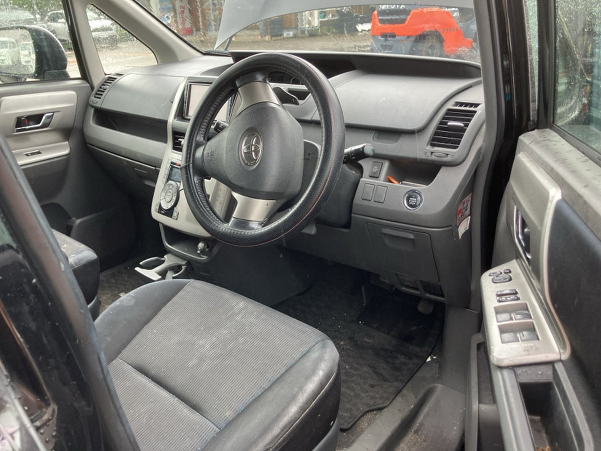 [CHOOSE PARTS] TOYOTA VOXY ZRR70W 2008 3ZR-FAE FF AT 2WD #0001000015177